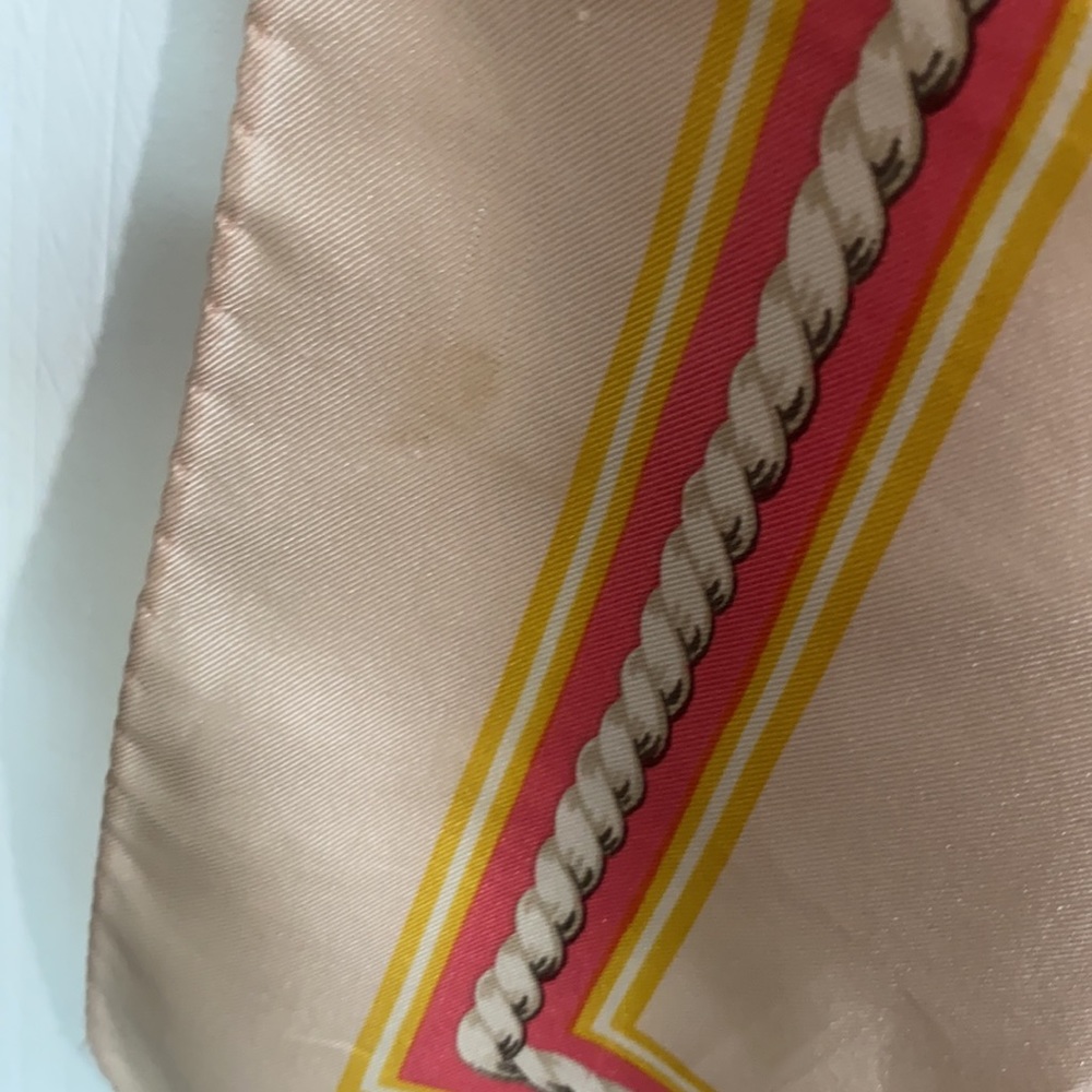Large oversize silk scarf made in italy - Picture 11 of 13